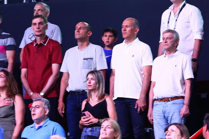 Κροατία – Ελλάδα: Ο Γιώργος Μπαρτζώκας, οι Γιώργος και Παναγιώτης Αγγελόπουλος και ο Γιώργος Σκινδήλιας στο ΣΕΦ