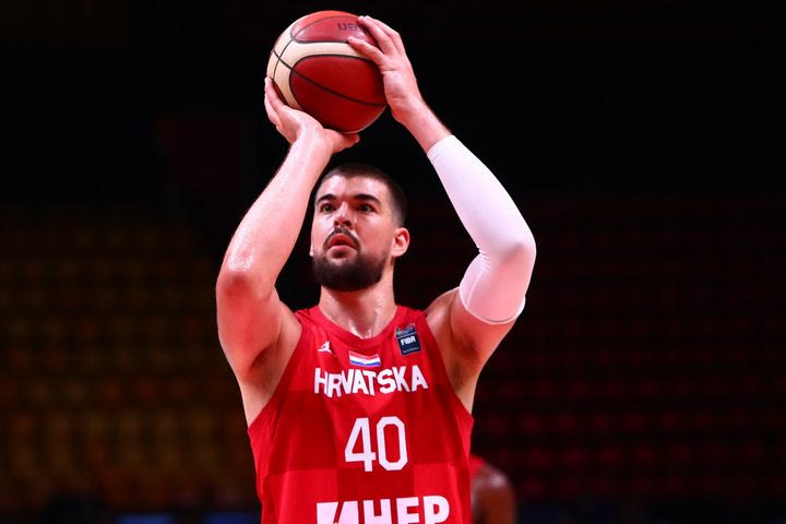 Ο Ίβιτσα Ζούμπατς στο SPORT24: “Είμαι έτοιμος να μονομαχήσω με τον Γιάννη”