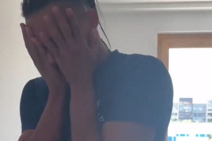 Η Κατερίνα Στεφανίδη δημοσίευσε το video της ημέρας με τον Εμμανουήλ Καραλή: “Δώσε μου μία αγκαλιά, έχω πεθάνει από το άγχος”