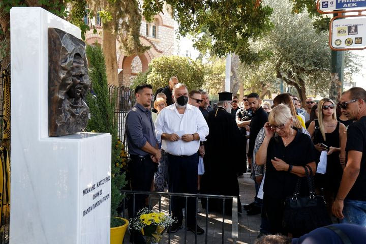 ΑΕΚ: Τελέστηκε το μνημόσυνο για τον αδικοχαμένο Μιχάλη Κατσούρη παρουσία του Μάριου Ηλιόπουλου