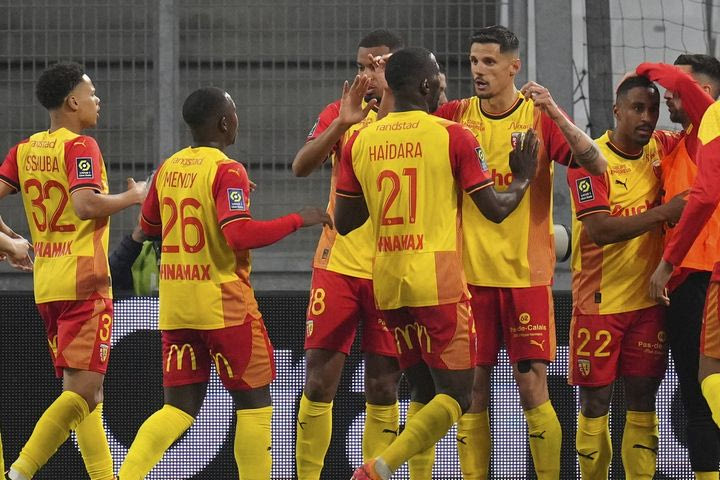 Ligue 1: Συνέχισε νικηφόρα η Λανς και αισιοδοξεί για την Ευρώπη, χαμογέλασε ξανά η Μονακό και πλησιάζει στα “αστέρια”