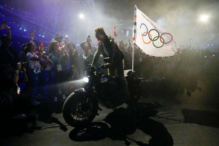 Αυτή είναι η μοτοσικλέτα που οδήγησε ο Τομ Κρουζ στην τελετή λήξης των Ολυμπιακών Αγώνων