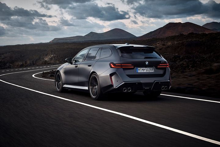 Αποκάλυψη για τη θηριώδη BMW M5 Touring των 717 ίππων