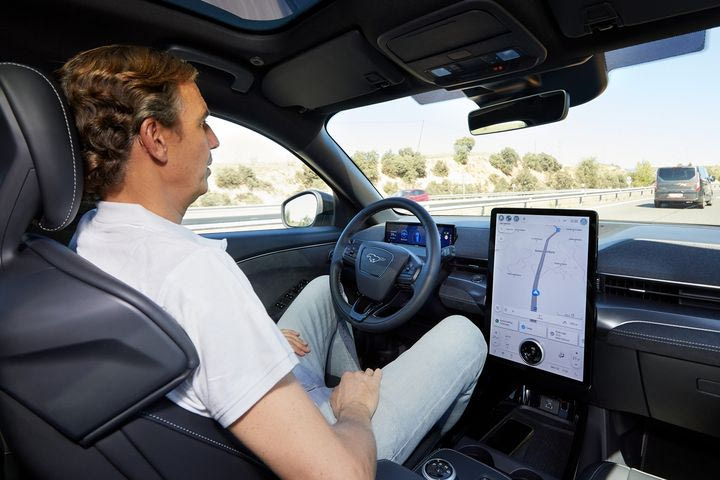 Η αυτόνομη οδήγηση της Ford είναι από τώρα διαθέσιμη για τους αυτοκινητοδρόμους της Ευρώπης
