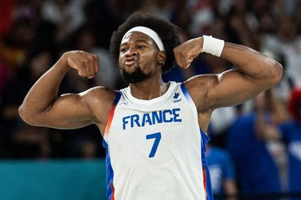 Ο ατζέντης του Γιαμπουσέλε αρνήθηκε να απαντήσει στην ερώτηση αν ο Γάλλος έχει συμφωνήσει με ευρωπαϊκή ομάδα για τη σεζόν 2026/27