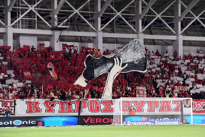 Ολυμπιακός: Το ευχαριστώ στον κόσμο του στην Κύπρο