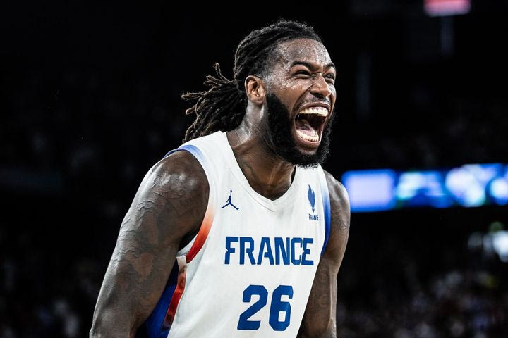 Γιαμπουσέλε: “Ο Λεσόρ είναι δικός μου, ήμουν δίπλα του σε όλη τη διάρκεια των Ολυμπιακών Αγώνων”