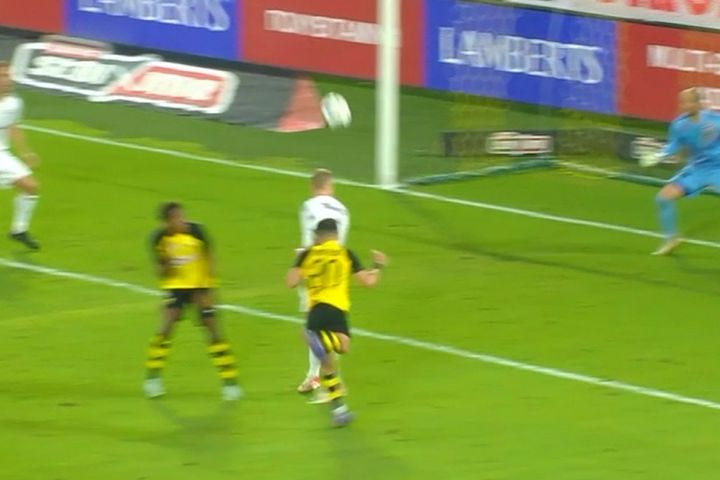 ΑΕΚ – Νόα 0-0: Τεράστια ευκαιρία για τους “κιτρινόμαυρους” με το δοκάρι του Μάνταλου στο 37′