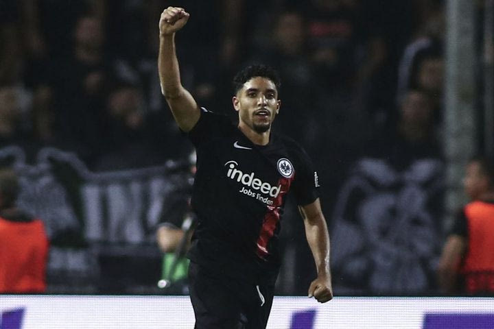Bundesliga: “Κόλλησε” η Ντόρτμουντ στη Βρέμη, διπλό για τη Βόλφσμπουργκ του Κουλιεράκη, “αυτοχειρία” για Στουτγκάρδη, νίκη για Άιντραχτ