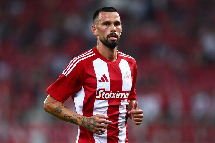Ο Βέλντε μείωσε σε 4-3 για τον Ολυμπιακό