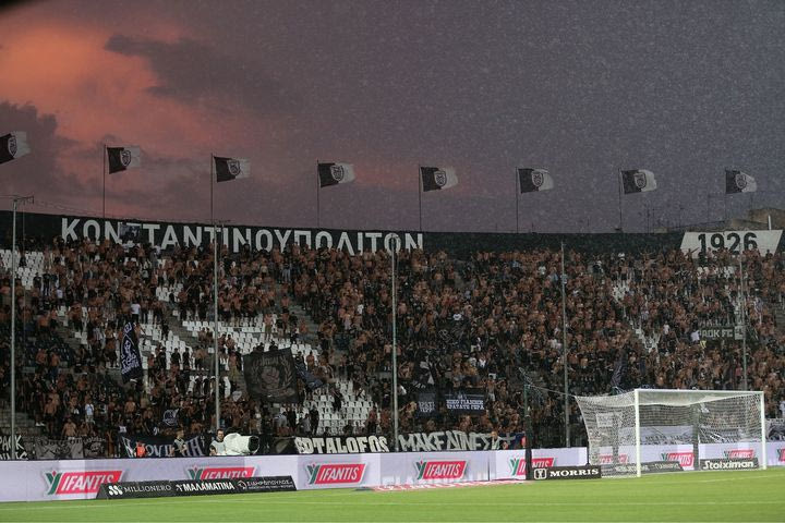Πέντε συλλήψεις στην Τούμπα: Υπάλληλοι έβαζαν οπαδούς χωρίς εισιτήριο στο ΠΑΟΚ – Παναθηναϊκός