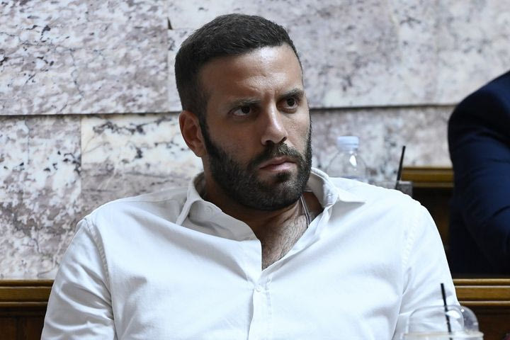 Αυτόπτες μάρτυρες διαψεύδουν τον Νίκο Παππά - Παραμένει άφαντος