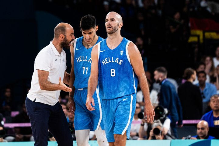 Ολυμπιακοί Αγώνες, Γερμανία – Ελλάδα: Ο Σπανούλης μπήκε στο παρκέ για να τα ψάλλει στον Καλαϊτζάκη, που δεν έκανε φάουλ στον Σρούντερ