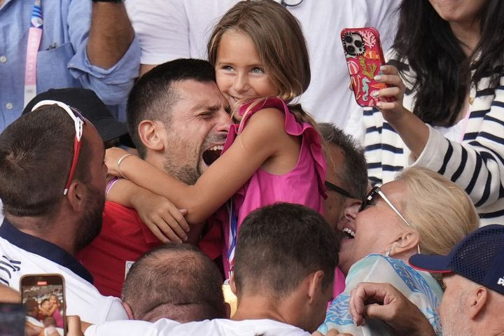 Ολυμπιακοί Αγώνες, Νόβακ Τζόκοβιτς: Έβαλε τα κλάματα στην αγκαλιά της κόρης του