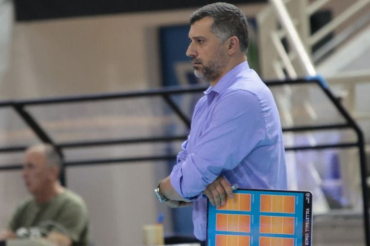 Χριστοφιδέλης: “Δεν υπάρχει ταβάνι, στην Εθνική δεν υπάρχουν βασικοί και αναπληρωματικοί”