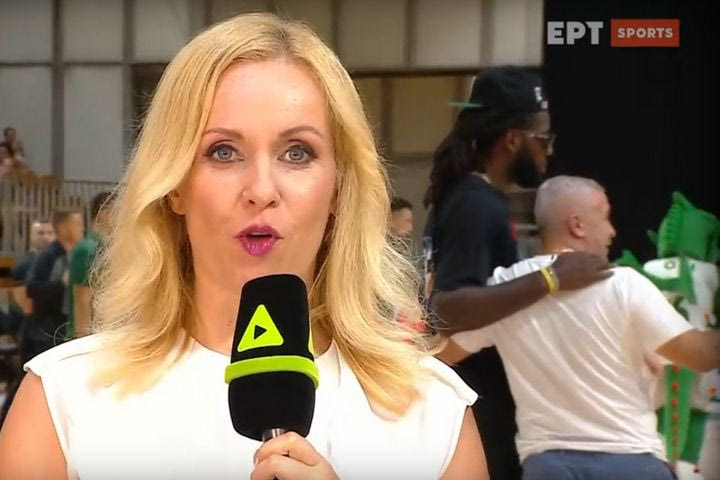 Χαλαρός ο Λεσόρ με γυαλιά ηλίου, έβγαζε selfies στο ημίχρονο του Τσεντεβίτα – Παναθηναϊκός