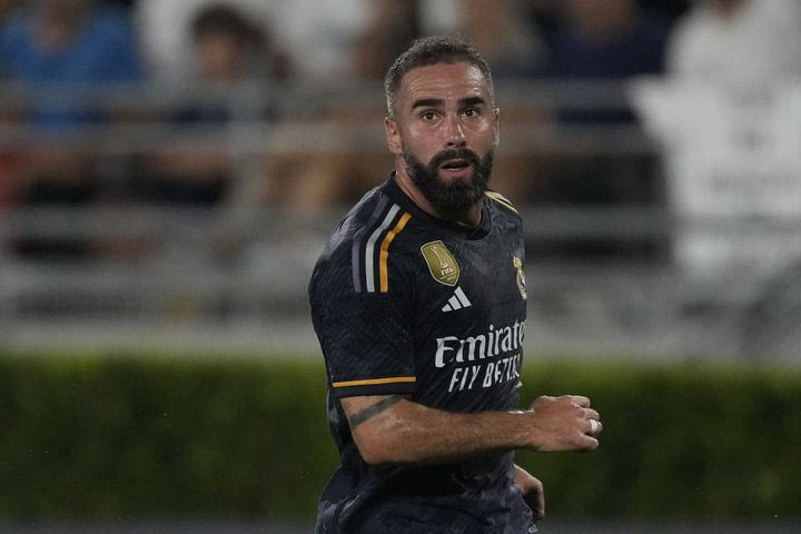 Καρβαχάλ: “Θέλω να παραμείνω στη Ρεάλ για πολλά χρόνια”