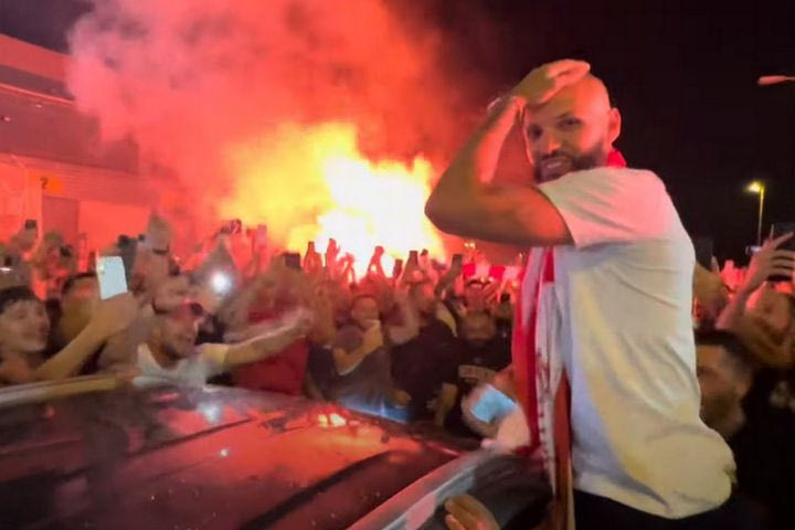 Ολυμπιακός: Οι πρώτες στιγμές του Φουρνιέ στην Ελλάδα, η “καυτή” υποδοχή στο αεροδρόμιο και οι αντιδράσεις του Γάλλου