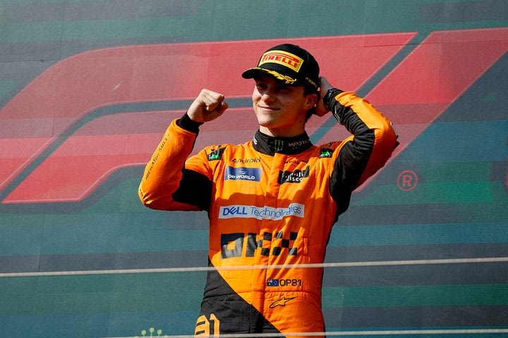 “Υπόκλιση” του Τζοέλ Εμπίντ στον Όσκαρ Πιάστρι -Τι απάντησε ο Αυστραλός