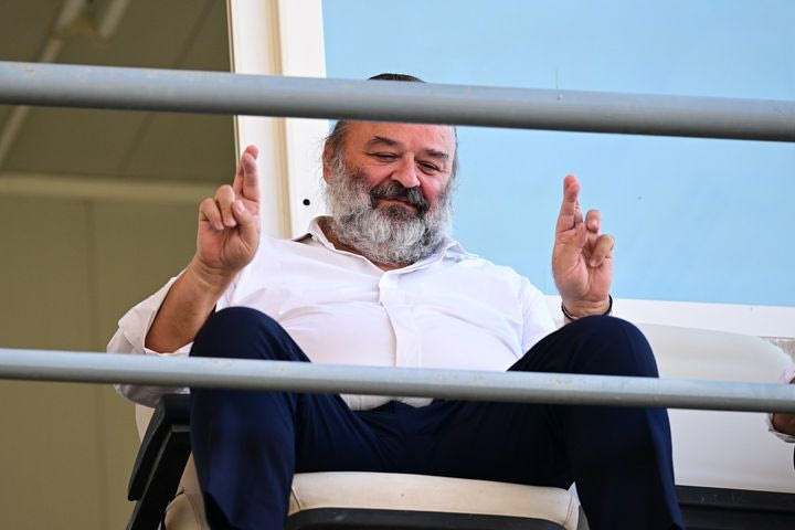 Λεβαδειακός – ΑΕΚ: Το fingers crossed του Ηλιόπουλου στη Λιβαδειά
