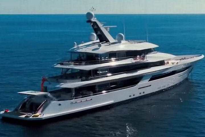 Μάικλ Τζόρνταν: Αυτή είναι η πολυτελής θαλαμηγός του, που αγκυροβόλησε στη Κρήτη