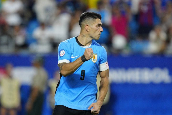 Σουάρες: Τέλος εποχής για τον Ουρουγουανό που αποσύρθηκε από την Εθνική του