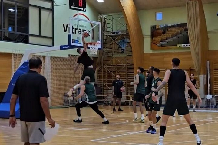 Ο Παναθηναϊκός AKTOR ανεβάζει στροφές στη Σλοβενία: Ο “ιπτάμενος” Μπαλτσερόφσκι και η δουλειά στο γυμναστήριο