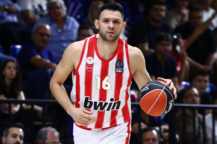 Ολυμπιακός, οι οδηγίες προς τους φιλάθλους ενόψει του αγώνα με την Ζάλγκιρις: Οι θύρες θα ανοίξουν δύο ώρες πριν από το παιχνίδι