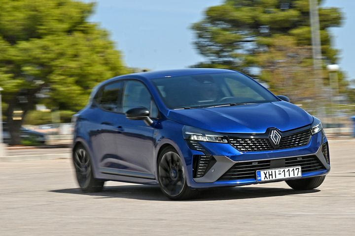 Ένας στους 10 Έλληνες επέλεξε μοντέλα Renault και Dacia τον Ιούλιο