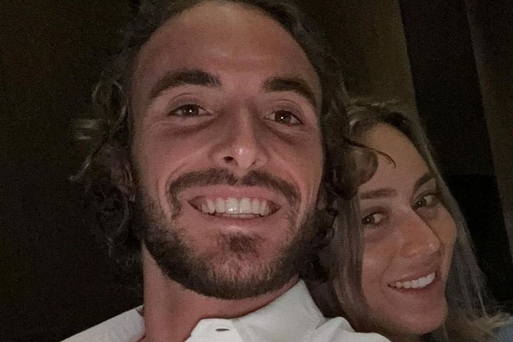 Τσιτσιπάς: Χαλαρώνει στη Νέα Υόρκη μαζί με την Μπαντόσα