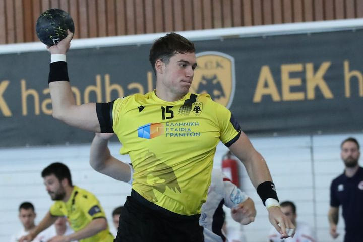 ΑΕΚ – Χανθ 37-15: Πήραν τη νίκη και συνέχισαν με το απόλυτο οι κιτρινόμαυροι