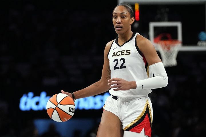 WNBA: Η Έιτζα Γουίλσον αναδείχθηκε ομόφωνα MVP του πρωταθλήματος και προσέθεσε το τρίτο βραβείο στη συλλογή της
