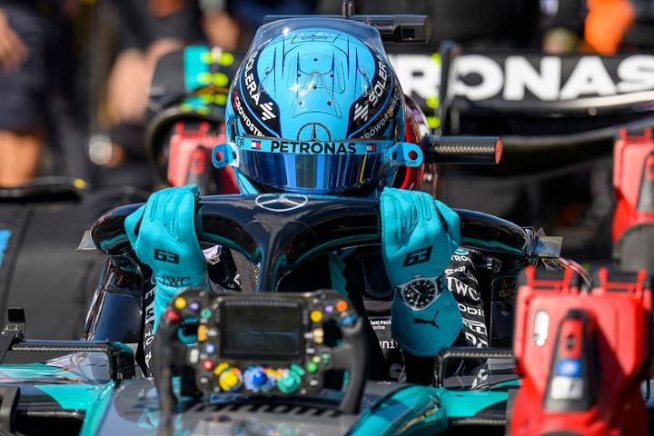 Ο Ράσελ επικεφαλής στις πρώτες δοκιμές του Μεξικού, ατύχημα του Άλμπον μετά από σύγκρουση με τον Μπέρμαν