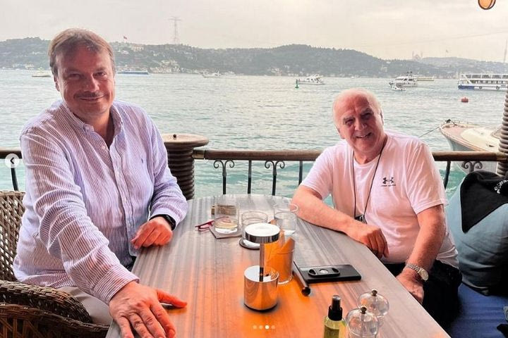 Ο Εργκίν Αταμάν στο SPORT24 για τον Τίτο Κομνηνό: “Ήταν αδερφός και πατέρας μου”