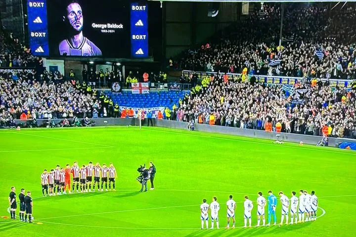 Μπάλντοκ: Ρίγη συγκίνησης στην ενός λεπτού σιγή στη μνήμη του, πριν από τη σέντρα στο Λιντς – Σέφιλντ