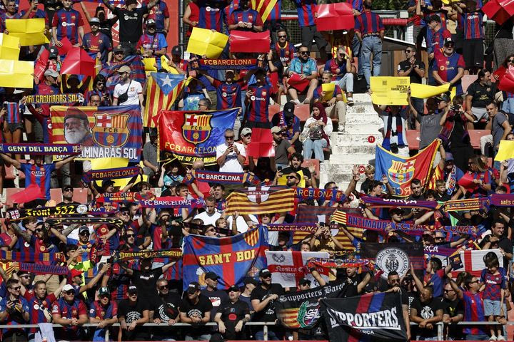 Η Μπαρτσελόνα τιμωρήθηκε από την UEFA για ρατσιστική συμπεριφορά των φιλάθλων της στο ματς με τη Μονακό