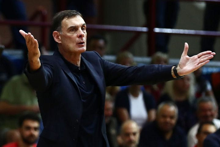Μπαρτζώκας: “Δείχνουμε ότι είμαστε σε φόρμα Φεβρουαρίου, σαν να υπάρχει πνευματική και σωματική κόπωση”