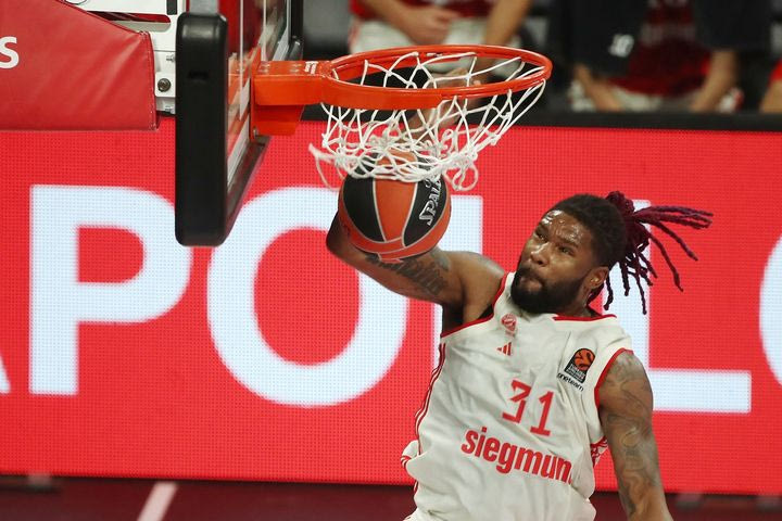 Μπάγερν – Άλμπα 115-86: Αδυσώπητοι οι Βαυαροί, διέλυσαν τα αποδεκατισμένα Άλμπατρος