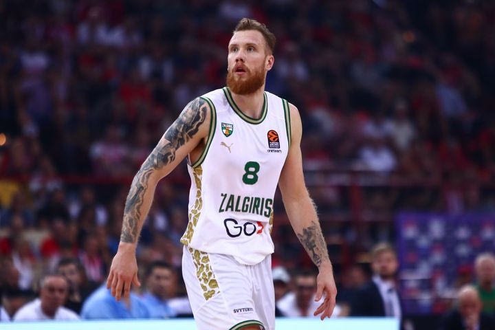 Ζάλγκιρις – Άλμπα 73-53: Άνετο βράδυ για τους Λιθουανούς με κορυφαίο Μπραζντέικις