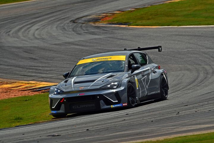 Η Cupra πάει Αμερική- Με βλέψεις για διάκριση στo IMSA Michelin Pilot Challenge