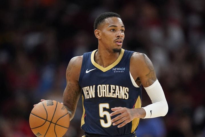NBA: Ο Ντεζούντε Μάρεϊ έσπασε το χέρι του στο ντεμπούτο του με τους Πέλικανς