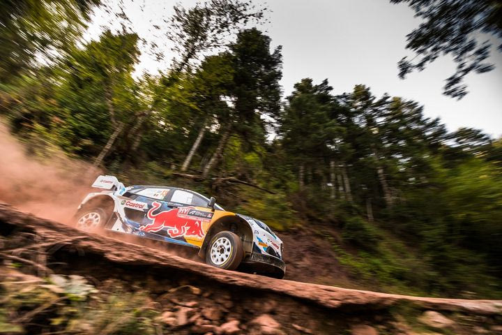 EKO Ράλλυ Ακρόπολις: Πρόβλημα και για τον Οζιέ, εκτός μάχης ο Φουρμό