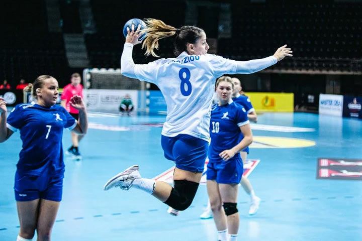 Μεγάλη Βρετανία – Ελλάδα 17-20: Έκανε το καθήκον της και παίζει την πρόκριση στο Παγκόσμιο την Κυριακή με τη Λιθουανία