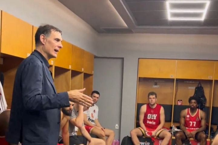 Ολυμπιακός: Το VIDEO με την ομιλία του Μπαρτζώκα στα αποδυτήρια μετά την νίκη επί της Ρεάλ