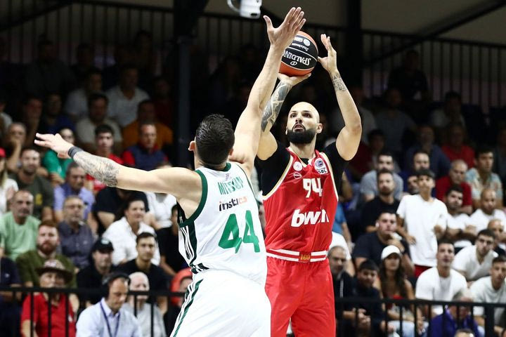 Παναθηναϊκός AKTOR – Ολυμπιακός: Αυτοί είναι οι διαιτητές του ντέρμπι για την 8η αγωνιστική της EuroLeague