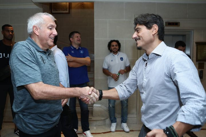 Παναθηναϊκός AKTOR: Η χειραψία και η αγκαλιά του Γιαννακόπουλου με τον Ομπράντοβιτς