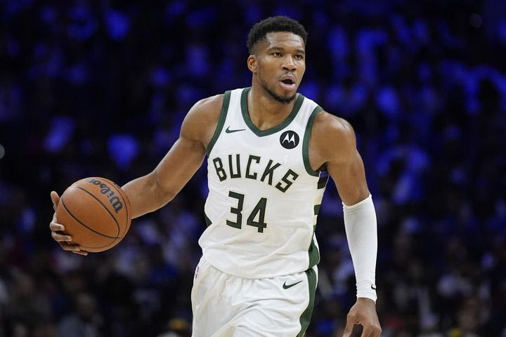 NBA: Ο Γιάννης Αντετοκούνμπο έπιασε ακόμα μία κορυφή στους Μπακς, έχει πλέον 12 ρεκόρ στην ιστορία της ομάδας