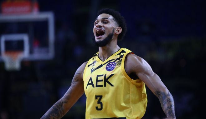 Τα δύο μεγάλα τρίποντα του Χαμπ στο φινάλε του ΑΕΚ Betsson – Μακάμπι Ραμάτ Γκαν