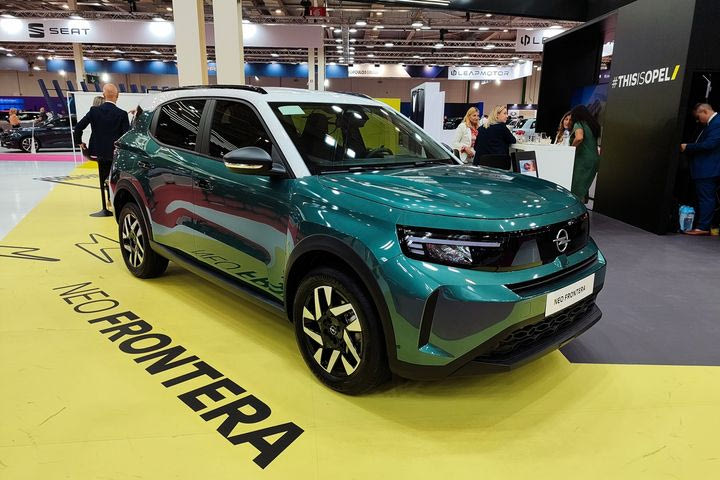 H Opel με δύο SUV πρεμιέρες θέλει να εδραιώσει τον κυριαρχικό της ρόλο