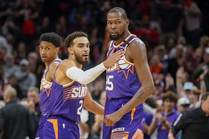 NBA, τα αποτελέσματα της βραδιάς: Οι Πέισερς είχαν απάντηση στους Ντόντσιτς – Ίρβινγκ, ο Ντουράντ έδωσε τη λύση στους Σανς, μεγάλη ανατροπή για τους Κλίπερς